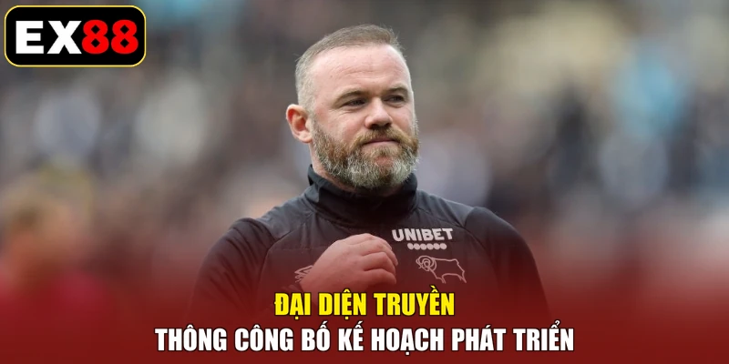 Đại diện truyền thông công bố kế hoạch phát triển